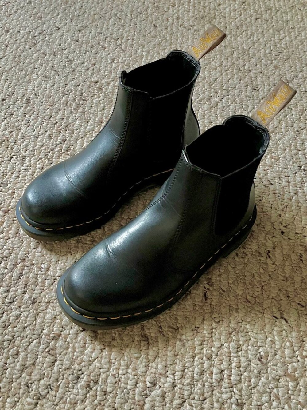 Dr. Martens 2976 Vegan Chelsea Boots - Black